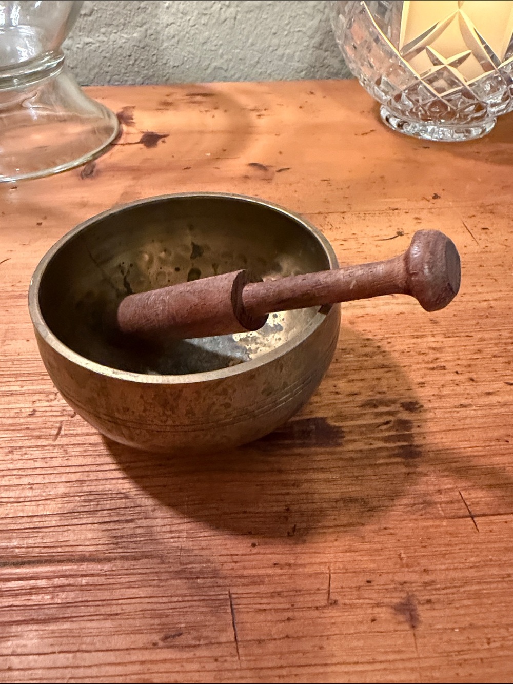 Brass Singing Bowl with Wooden Mallet - Brown/Gold